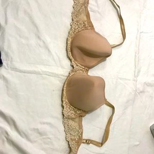 Wacoal Bra size 36D